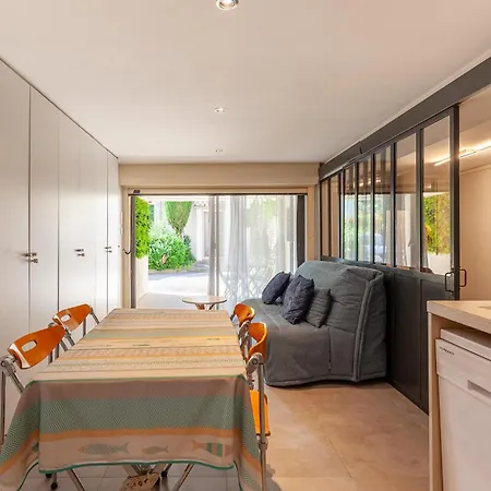 Apartment Hanou 1 A 4 Personnes *